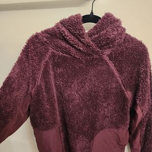Cozy Plush Hooded Pullover - Wine